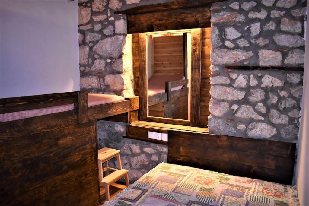 Μικρή Πέτρινη Μεζονέτα 2 Villa Lílaia Екстериор снимка