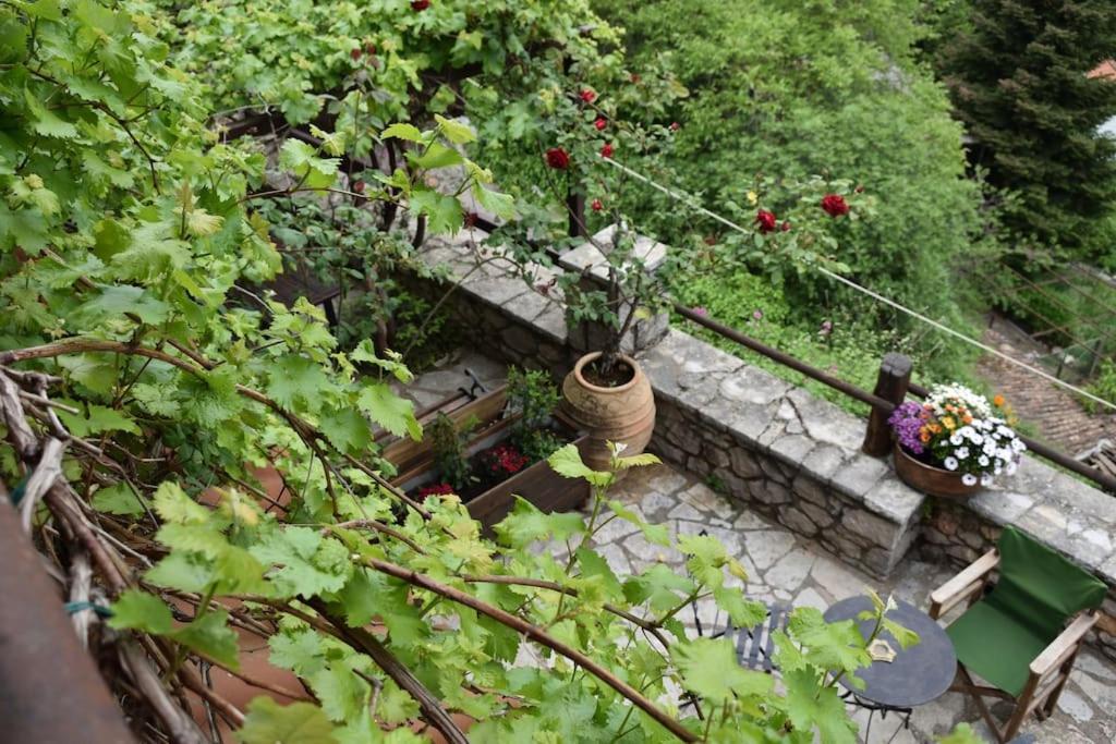 Μικρή Πέτρινη Μεζονέτα 2 Villa Lílaia Екстериор снимка