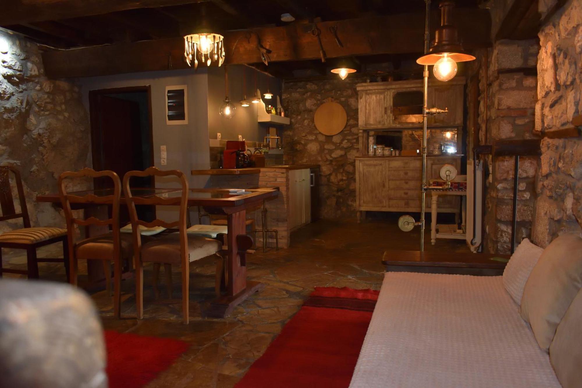 Μικρή Πέτρινη Μεζονέτα 2 Villa Lílaia Екстериор снимка